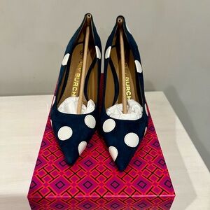 Tory Burch Penelope perfect navy silk suede pumps. Polka dots!